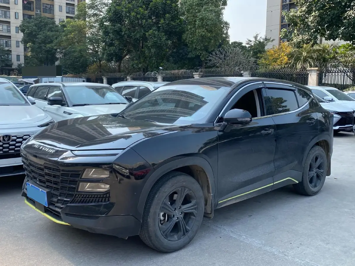 2024 Jetour DASHING 1.5T 156HP L4 6DCT