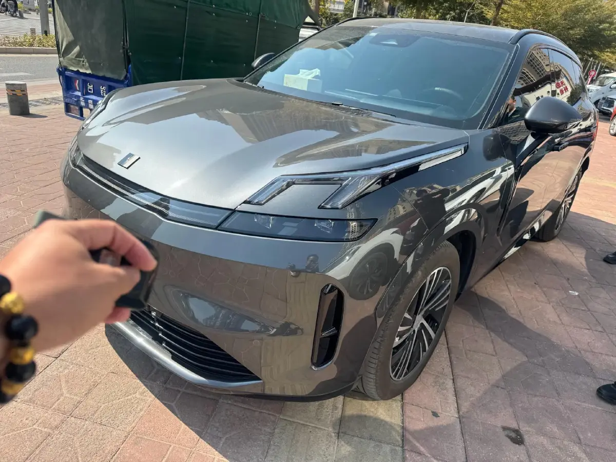 2023 LYNK&CO 08 EM-P 1.5T 163HP L4 3DHT PHEV 21.2KWH