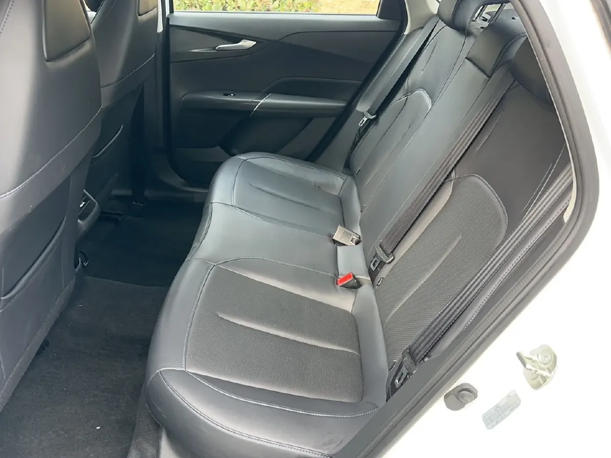 2023 ChangAn Lamore 1.5T 170HP L4 7DCT,autocango,china used car exporter,china ev exporter,chinese used car exporter,chinese used ev exporter