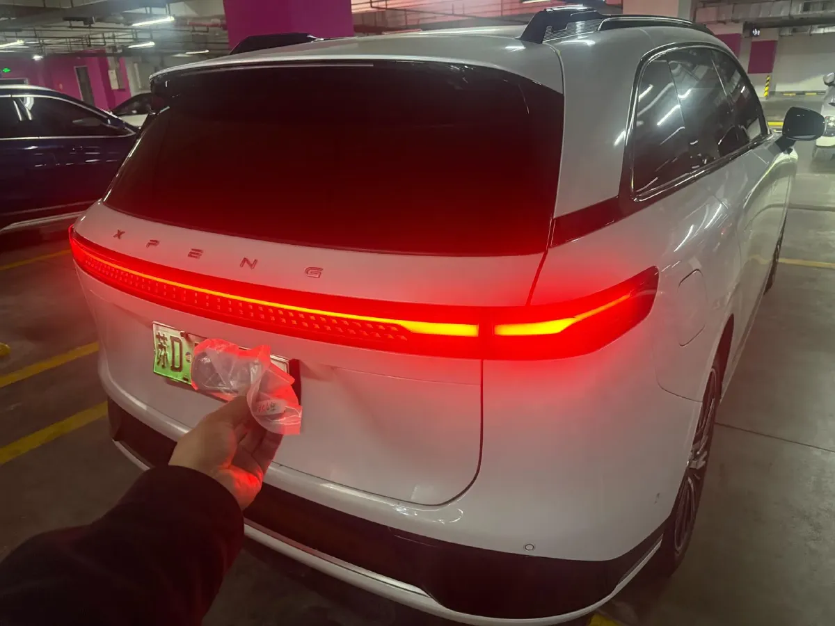 2022 Xpeng G9 BEV 78.2KWH,autocango,china used car exporter,china ev exporter,chinese used car exporter,chinese used ev exporter