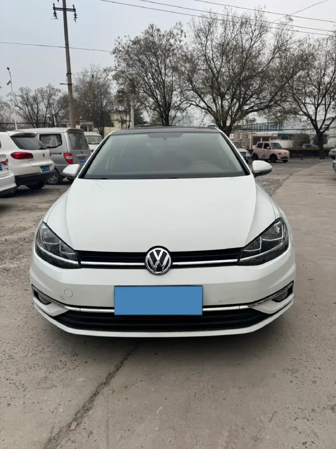 2018 Volkswagen Golf 1.6L 110HP L4 6AT,autocango,china used car exporter,china ev exporter,chinese used car exporter,chinese used ev exporter