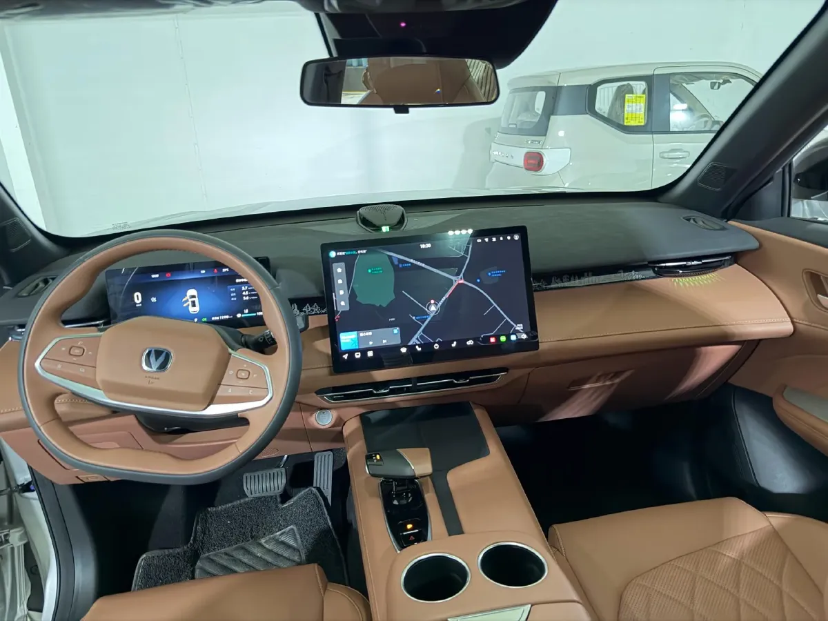 2024 ChangAn UNI-Z 1.5L 98HP L4 E-CVT PHEV 18.4KWH,autocango,china used car exporter,china ev exporter,chinese used car exporter,chinese used ev exporter