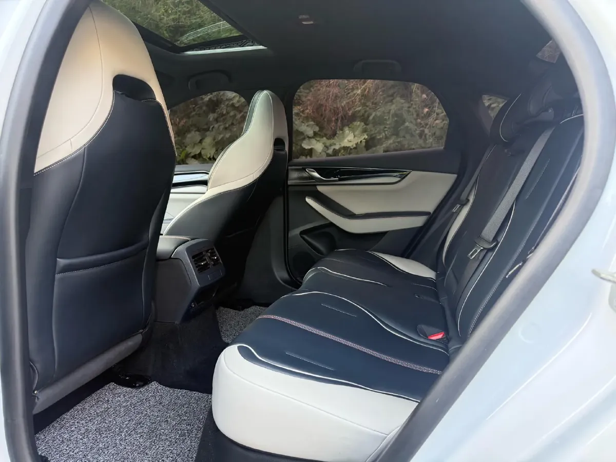 2021 Haval F7 1.5T 169HP L4 7DCT,autocango,china used car exporter,china ev exporter,chinese used car exporter,chinese used ev exporter