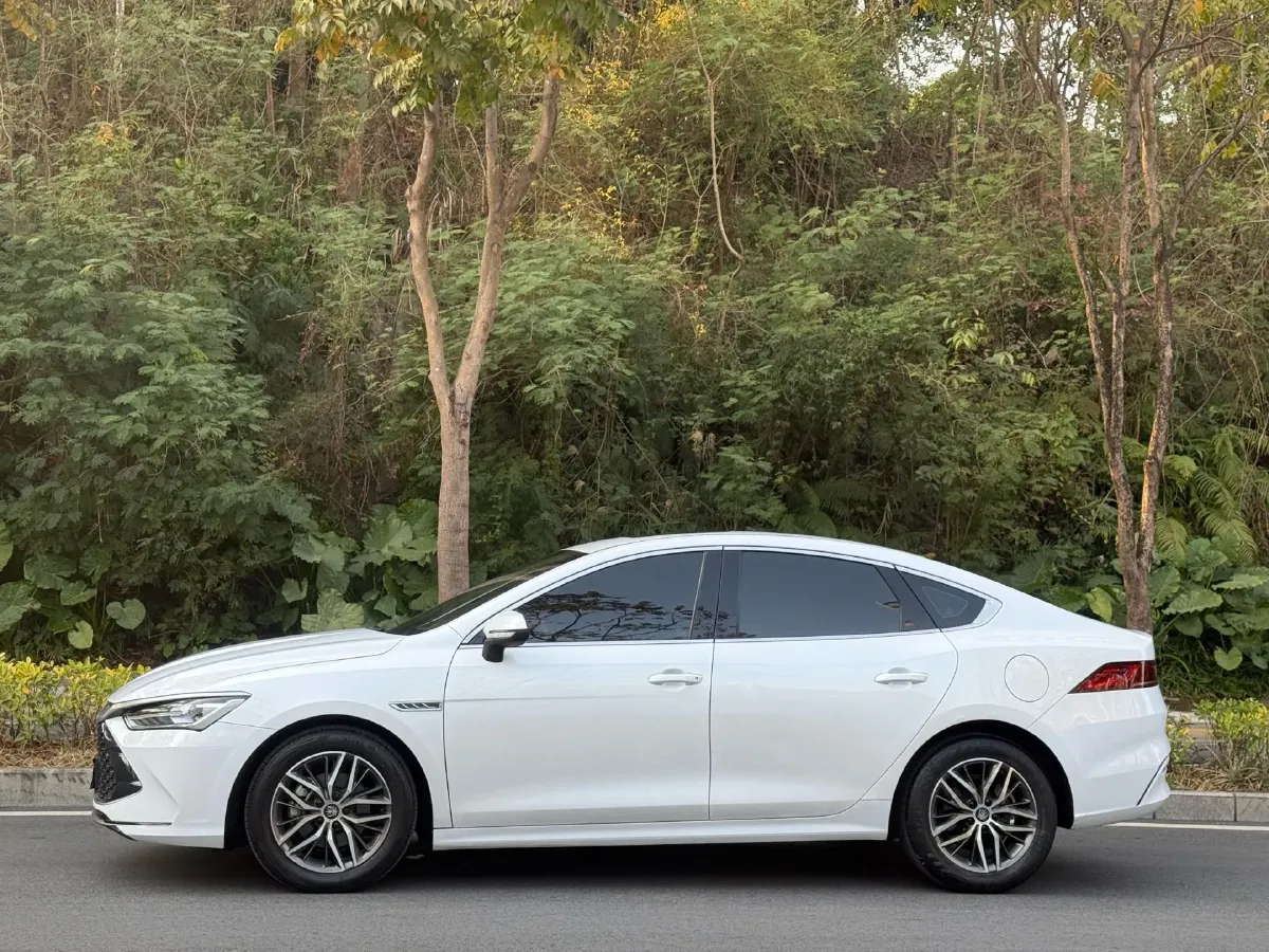 2021 Haval F7 1.5T 169HP L4 7DCT,autocango,china used car exporter,china ev exporter,chinese used car exporter,chinese used ev exporter