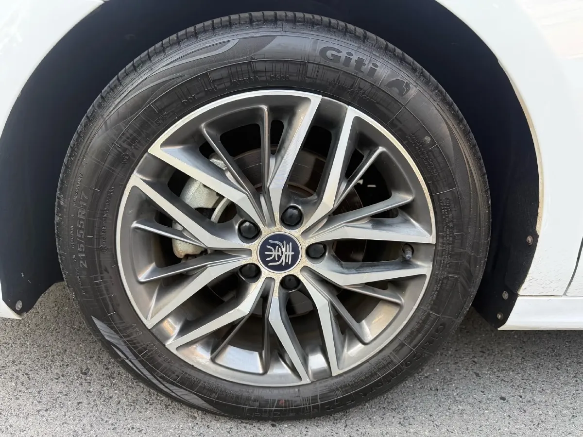 2021 Haval F7 1.5T 169HP L4 7DCT,autocango,china used car exporter,china ev exporter,chinese used car exporter,chinese used ev exporter