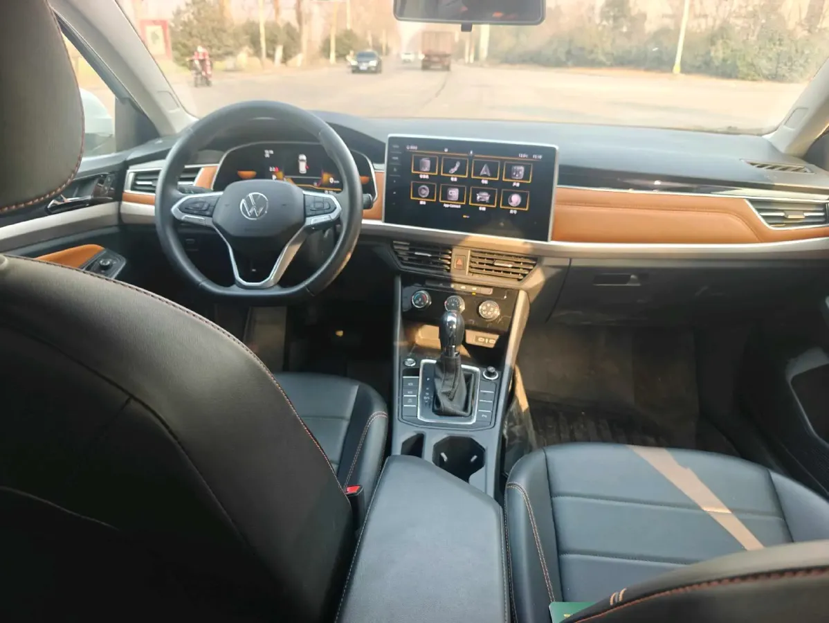 2023 Volkswagen Bora 1.2T 116HP L4 7DCT,autocango,china used car exporter,china ev exporter,chinese used car exporter,chinese used ev exporter