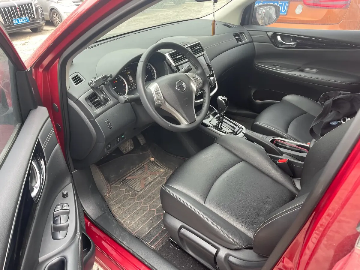 2021 Nissan Tiida 1.6L 122HP L4 CVT,autocango,china used car exporter,china ev exporter,chinese used car exporter,chinese used ev exporter