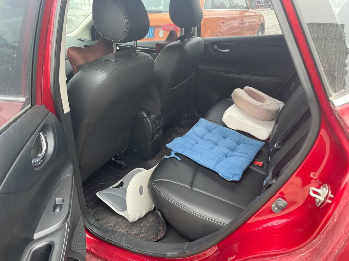 2021 Nissan Tiida 1.6L 122HP L4 CVT,autocango,china used car exporter,china ev exporter,chinese used car exporter,chinese used ev exporter