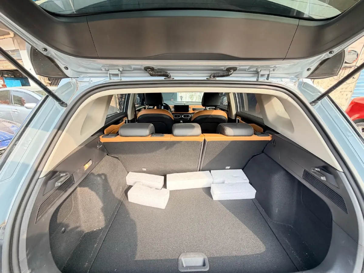 2020 Geely ICON 1.5T 177HP L3 7DCT,autocango,china used car exporter,china ev exporter,chinese used car exporter,chinese used ev exporter