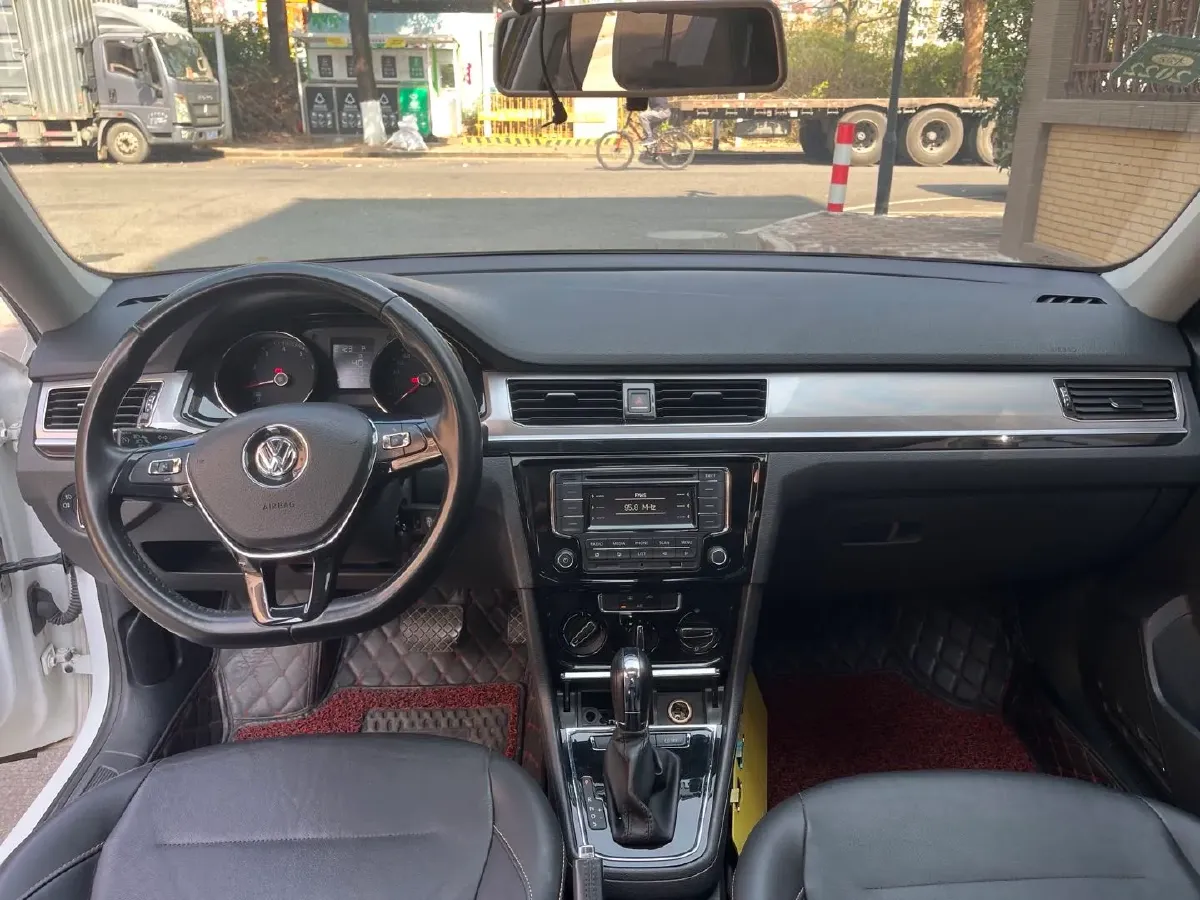 2018 Volkswagen Bora 1.5L 110HP L4 6AT,autocango,china used car exporter,china ev exporter,chinese used car exporter,chinese used ev exporter