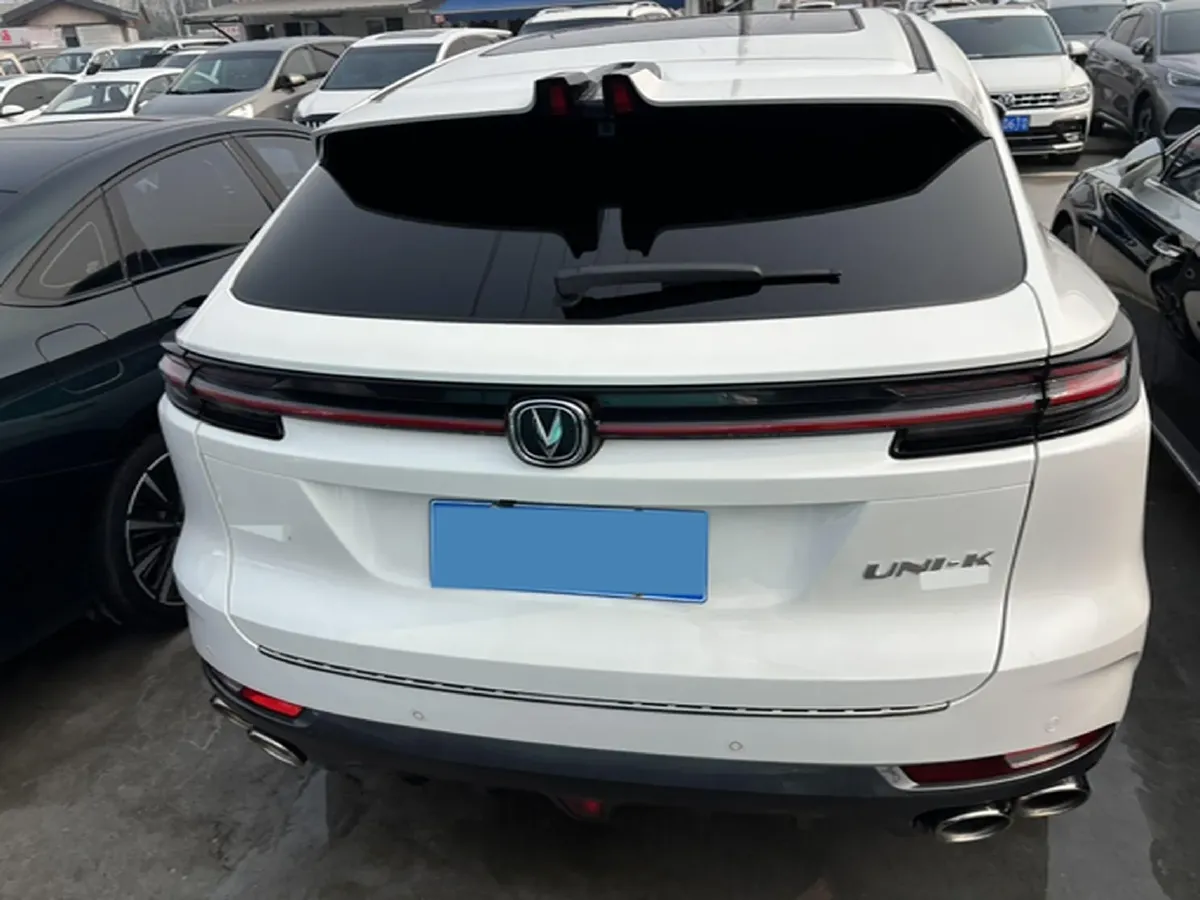 2021 ChangAn UNI-K 2.0T 233HP L4 8AT,autocango,china used car exporter,china ev exporter,chinese used car exporter,chinese used ev exporter