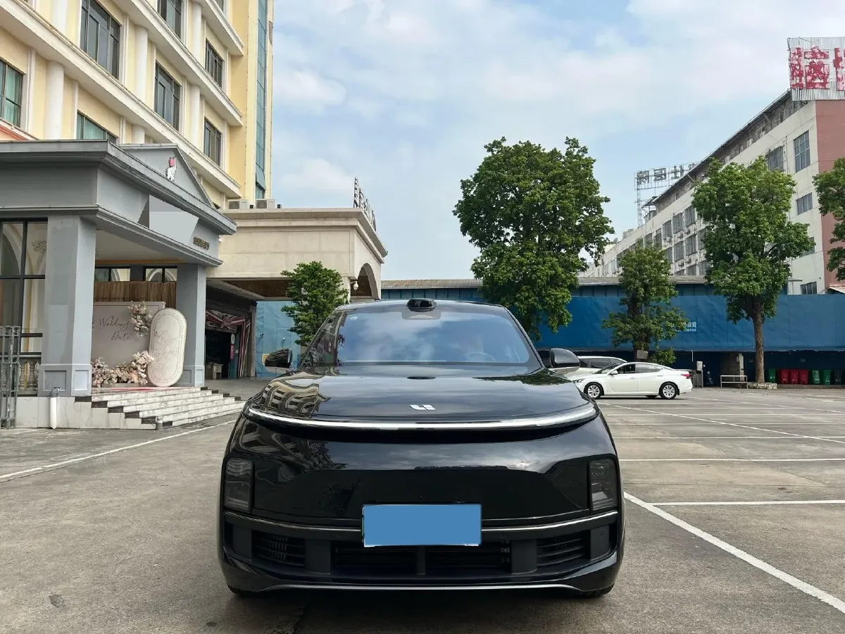 2024 Li L9 Range Extended 154HP REEV 52.3KWH,autocango,china used car exporter,china ev exporter,chinese used car exporter,chinese used ev exporter