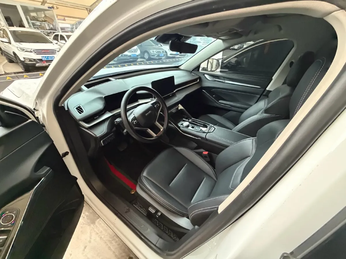 2021 Haval H6 1.5T 169HP L4 7DCT,autocango,china used car exporter,china ev exporter,chinese used car exporter,chinese used ev exporter