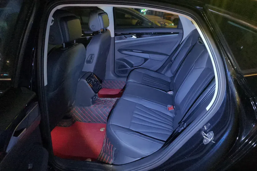 2025 Volkswagen Passat 2.0T 186HP L4 7DCT,autocango,china used car exporter,china ev exporter,chinese used car exporter,chinese used ev exporter