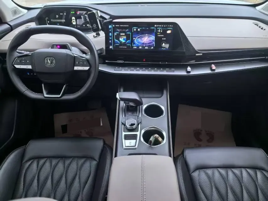 2022 ChangAn CS55 Plus 1.5T 188HP L4 7DCT,autocango,china used car exporter,china ev exporter,chinese used car exporter,chinese used ev exporter