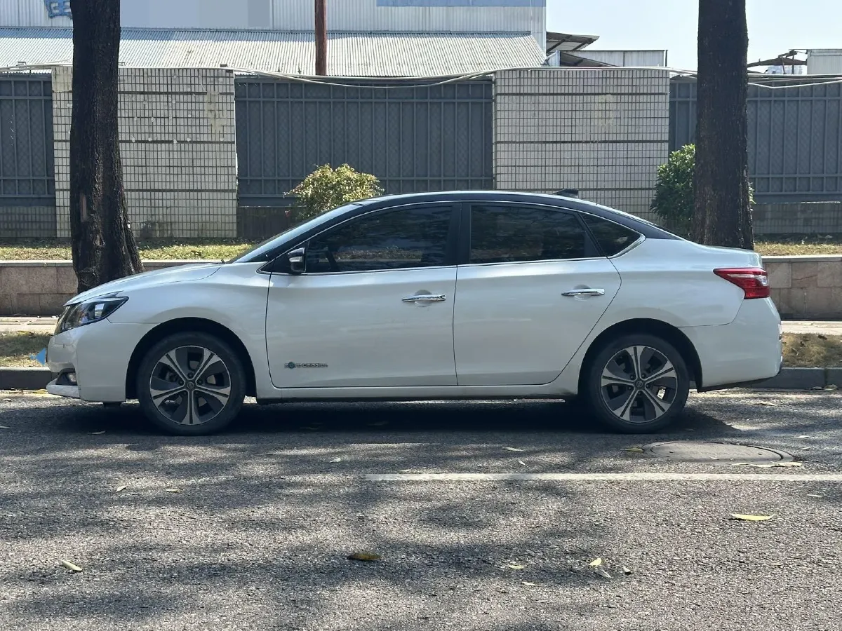 2018 Nissan Sylphy BEV 38KWH,autocango,china used car exporter,china ev exporter,chinese used car exporter,chinese used ev exporter