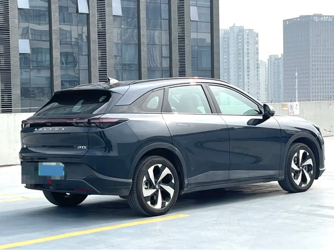 2024 ARCFOX αT5 BEV 65KWH,autocango,china used car exporter,china ev exporter,chinese used car exporter,chinese used ev exporter
