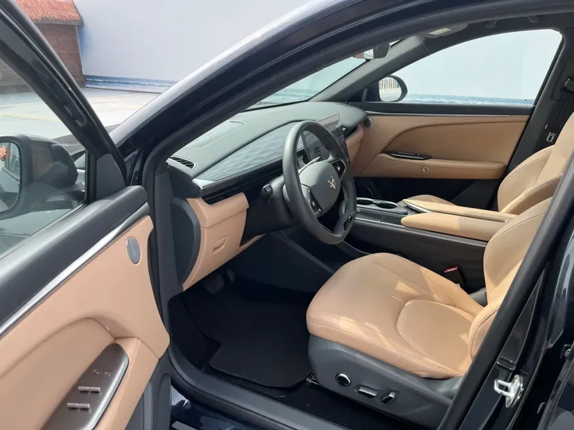 2024 ARCFOX αT5 BEV 65KWH,autocango,china used car exporter,china ev exporter,chinese used car exporter,chinese used ev exporter