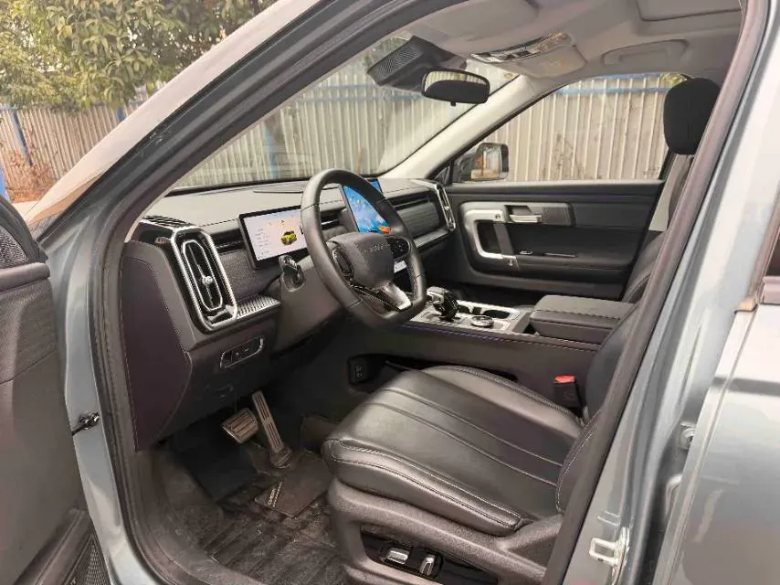 2024 Chery Exploration 06 C-DM 1.5T 156HP L4 DHT PHEV 18.3KWH,autocango,china used car exporter,china ev exporter,chinese used car exporter,chinese used ev exporter