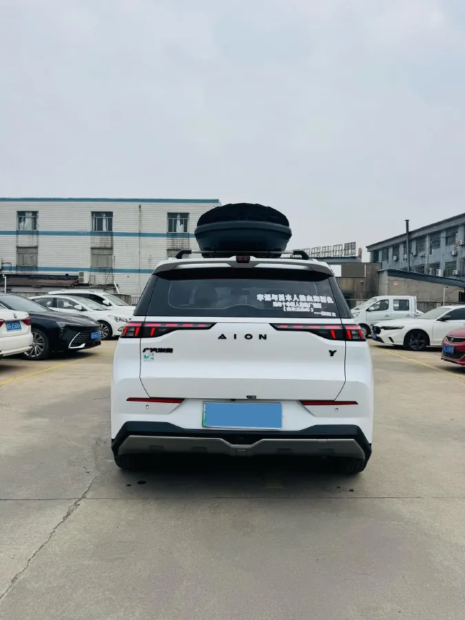 2022 Geely Okavango 1.8T 184HP L4 7DCT,autocango,china used car exporter,china ev exporter,chinese used car exporter,chinese used ev exporter