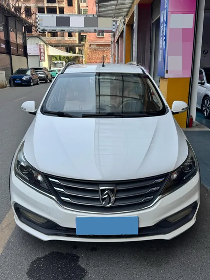 2017 BaoJun 310W 1.5L 112HP L4 6MT,autocango,china used car exporter,china ev exporter,chinese used car exporter,chinese used ev exporter