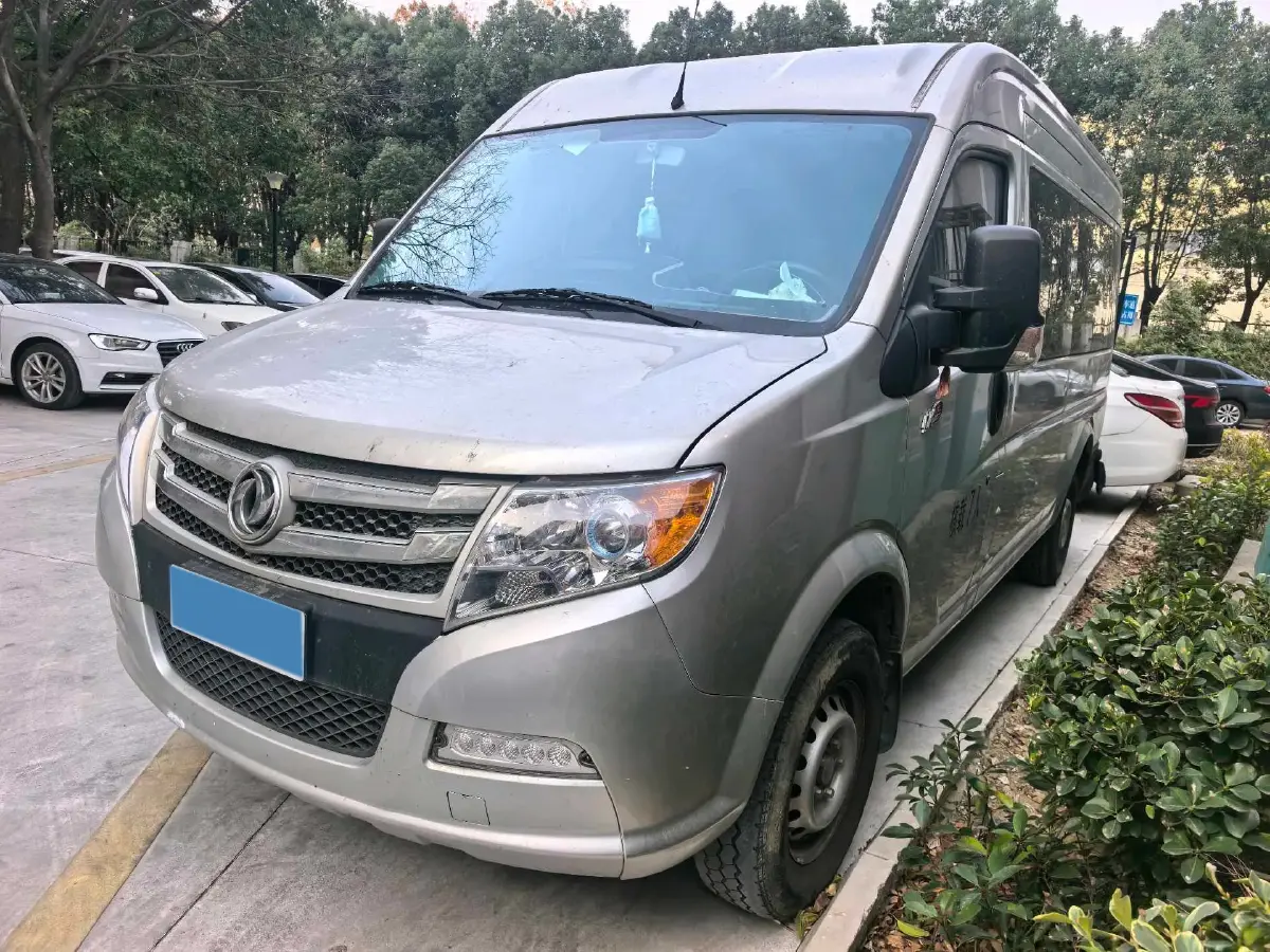 2021 DongFeng DFAC YuFeng 2.0T 136HP L4 6MT