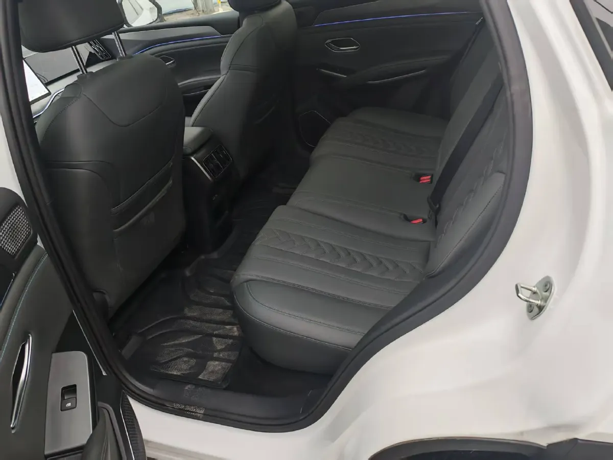 2025 BYD SongL DM-i 1.5L 101HP L4 E-CVT PHEV 26.6KWH,autocango,china used car exporter,china ev exporter,chinese used car exporter,chinese used ev exporter