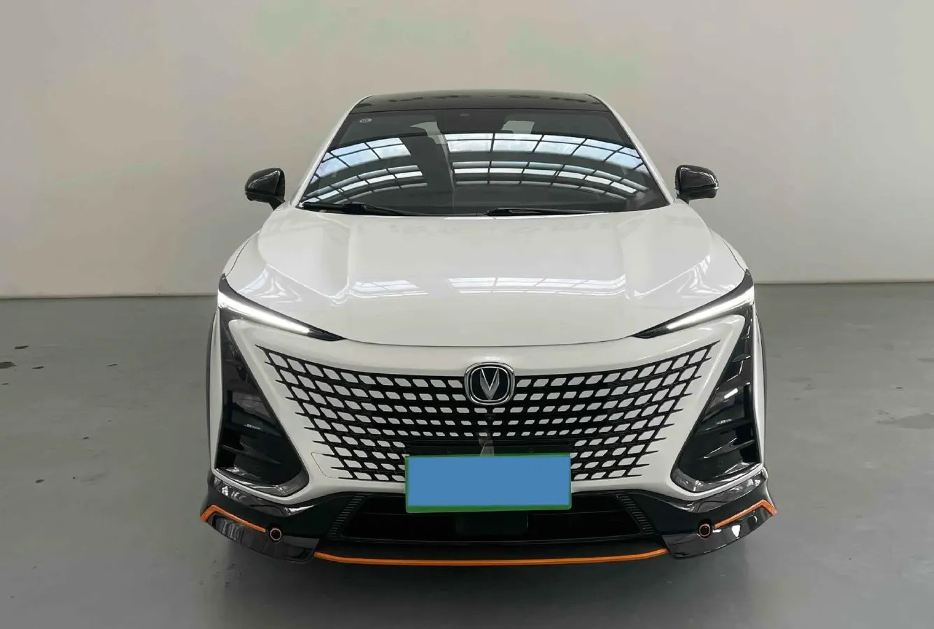 2022 ChangAn UNI-T 1.5T 188HP L4 7DCT,autocango,china used car exporter,china ev exporter,chinese used car exporter,chinese used ev exporter