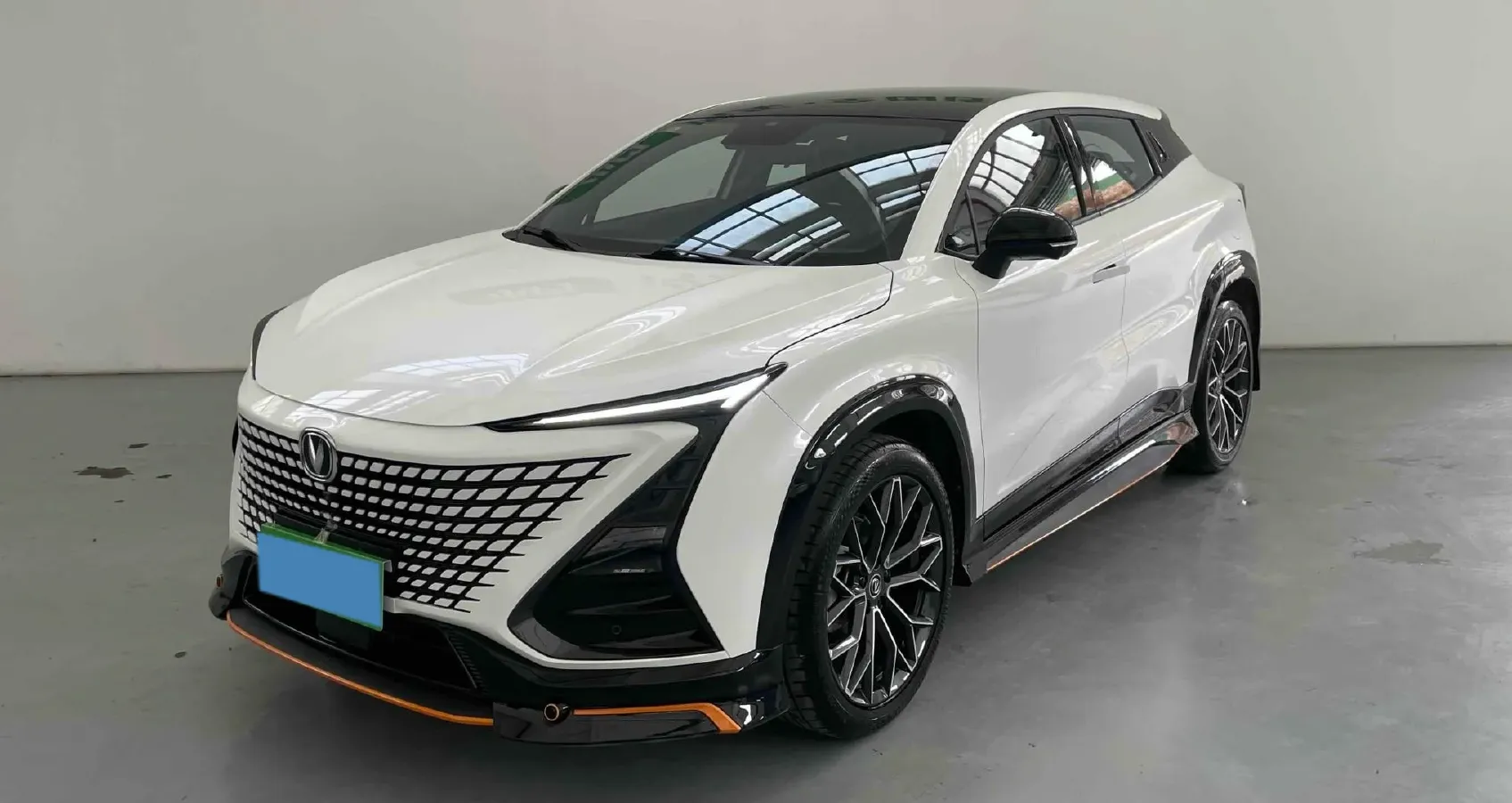 2022 ChangAn UNI-T 1.5T 188HP L4 7DCT,autocango,china used car exporter,china ev exporter,chinese used car exporter,chinese used ev exporter