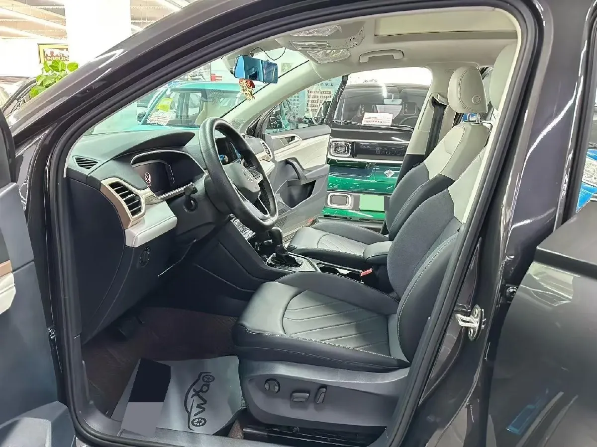 2024 Volkswagen Tharu 1.5T 160HP L4 7DCT,autocango,china used car exporter,china ev exporter,chinese used car exporter,chinese used ev exporter