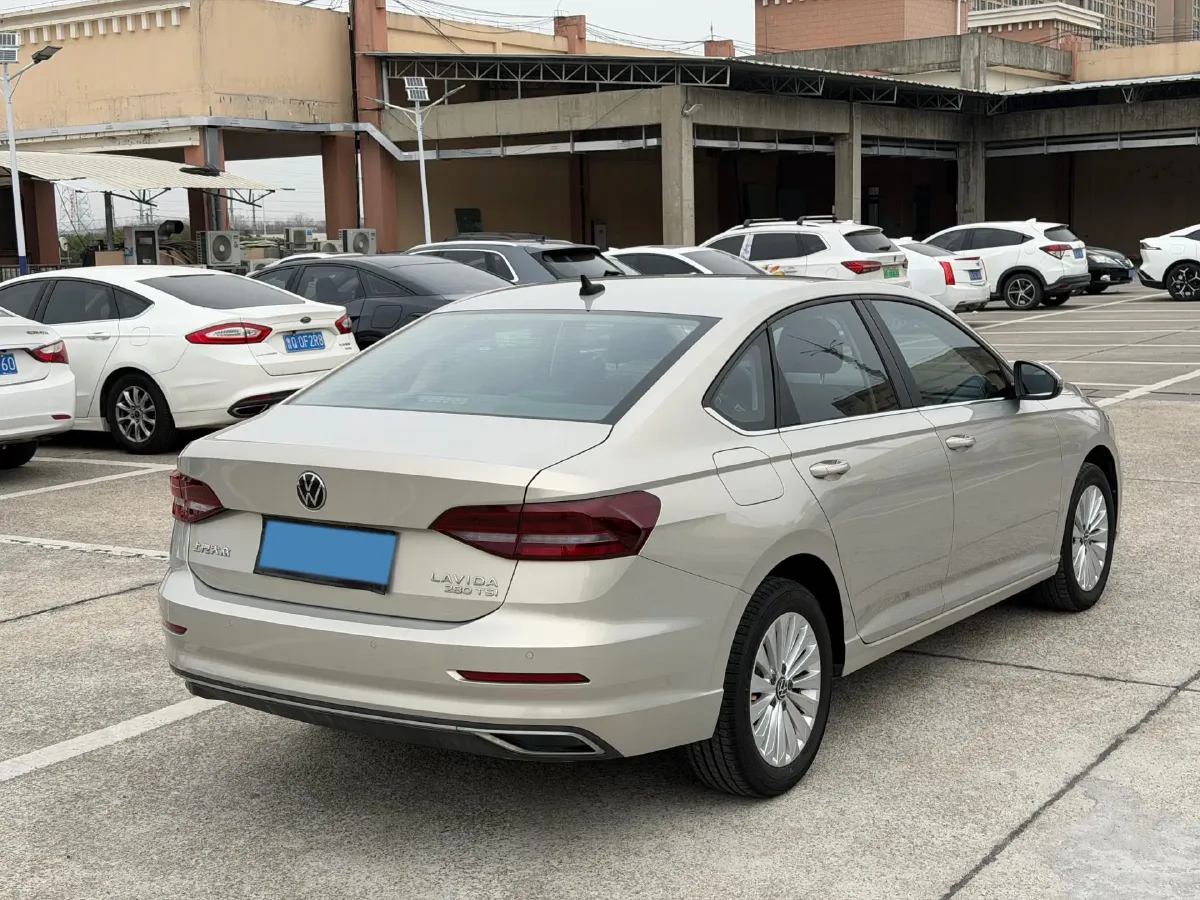 2021 Volkswagen Lavida 1.4T 150HP L4 7DCT,autocango,china used car exporter,china ev exporter,chinese used car exporter,chinese used ev exporter