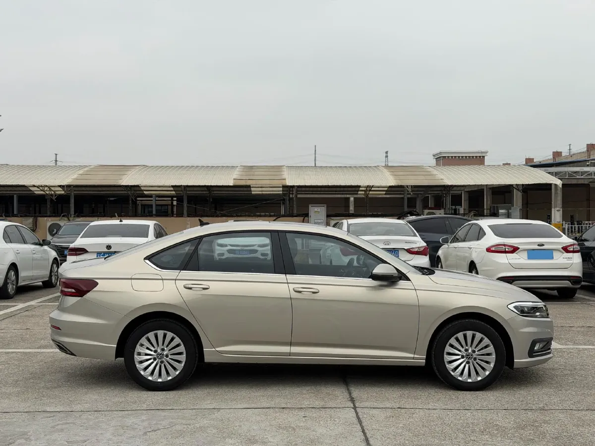 2021 Volkswagen Lavida 1.4T 150HP L4 7DCT,autocango,china used car exporter,china ev exporter,chinese used car exporter,chinese used ev exporter
