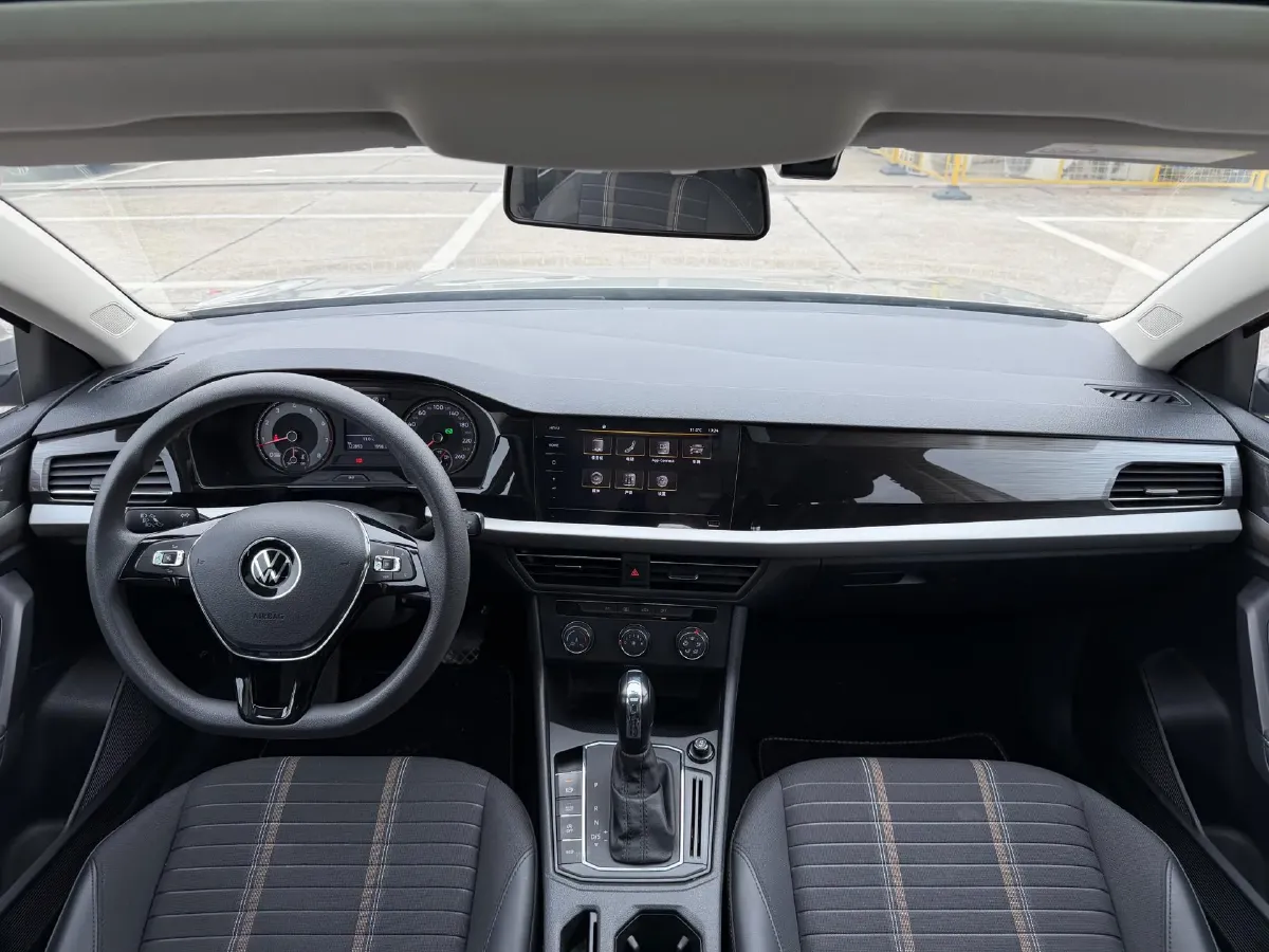 2021 Volkswagen Lavida 1.4T 150HP L4 7DCT,autocango,china used car exporter,china ev exporter,chinese used car exporter,chinese used ev exporter