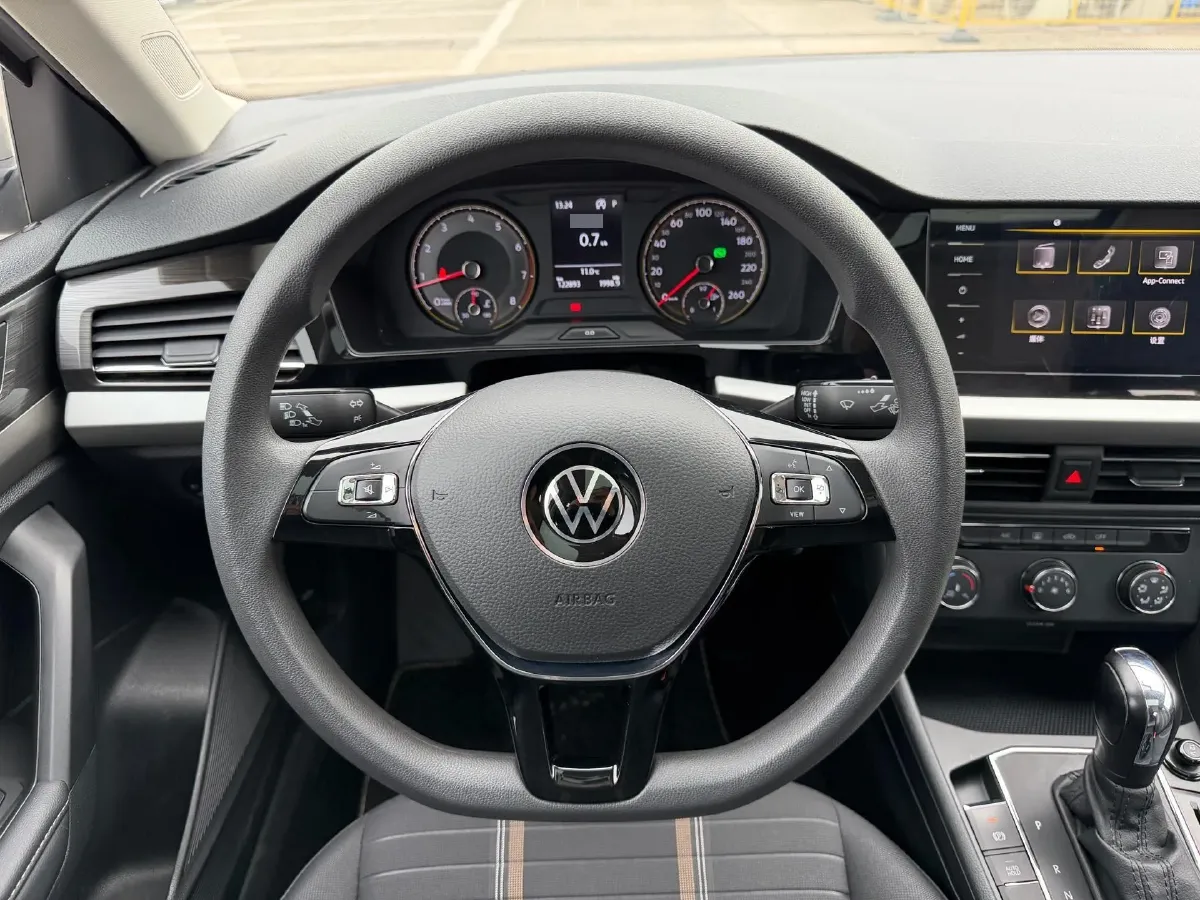 2021 Volkswagen Lavida 1.4T 150HP L4 7DCT,autocango,china used car exporter,china ev exporter,chinese used car exporter,chinese used ev exporter