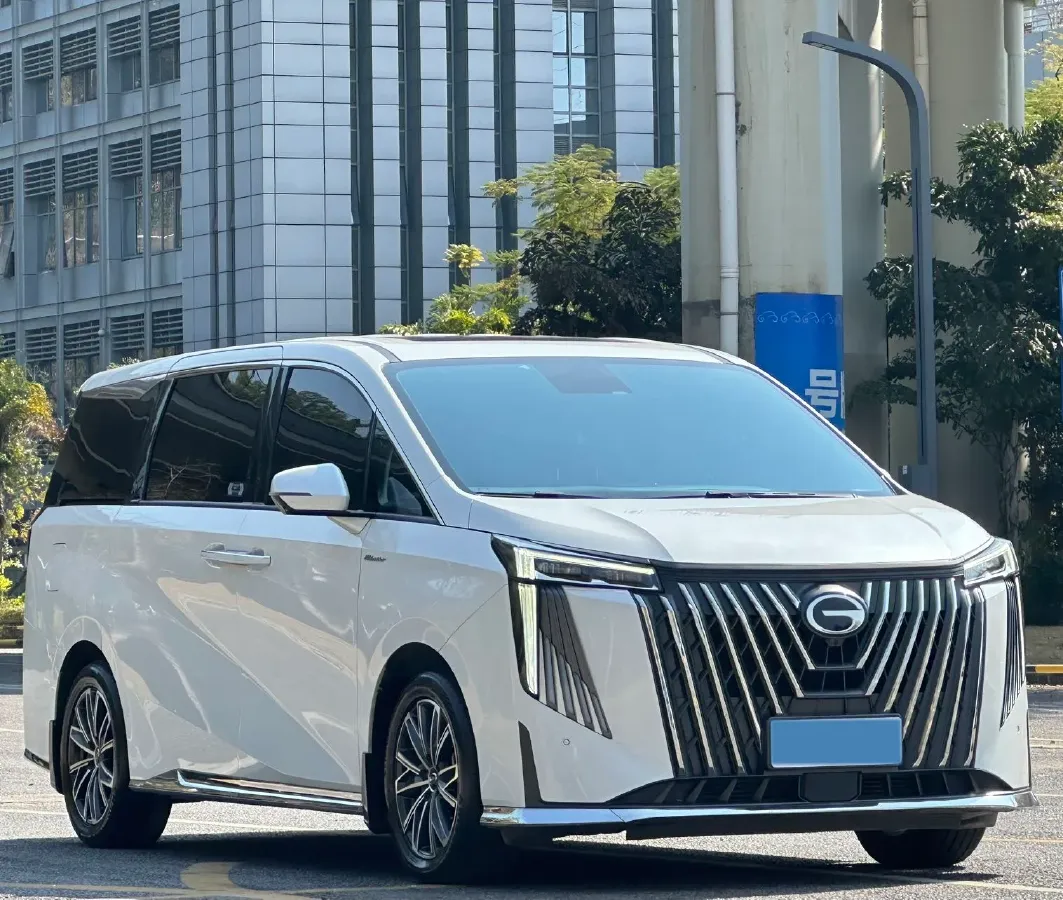 2024 GAC Trumpchi M8 2.0T 252HP L4 8AT,autocango,china used car exporter,china ev exporter,chinese used car exporter,chinese used ev exporter