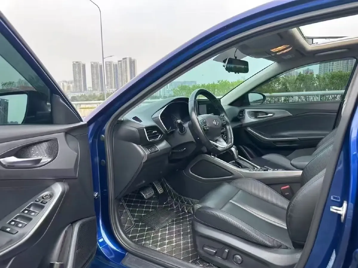 2019 Hyundai La Festa 1.6T 204HP L4 7DCT,autocango,china used car exporter,china ev exporter,chinese used car exporter,chinese used ev exporter