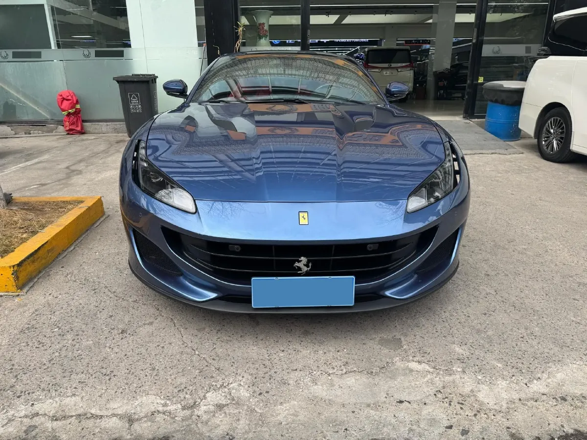 2018 Ferrari Portofino 3.9T 600HP V8 7DCT,autocango,china used car exporter,china ev exporter,chinese used car exporter,chinese used ev exporter
