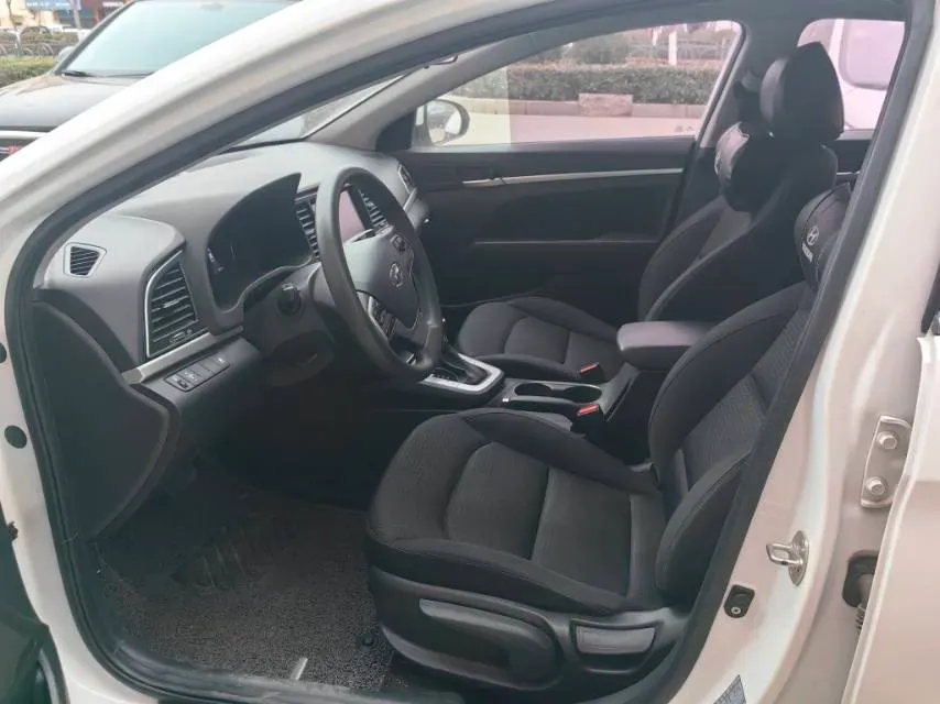 2016 Hyundai Elantra 1.6L 130HP L4 6AT,autocango,china used car exporter,china ev exporter,chinese used car exporter,chinese used ev exporter