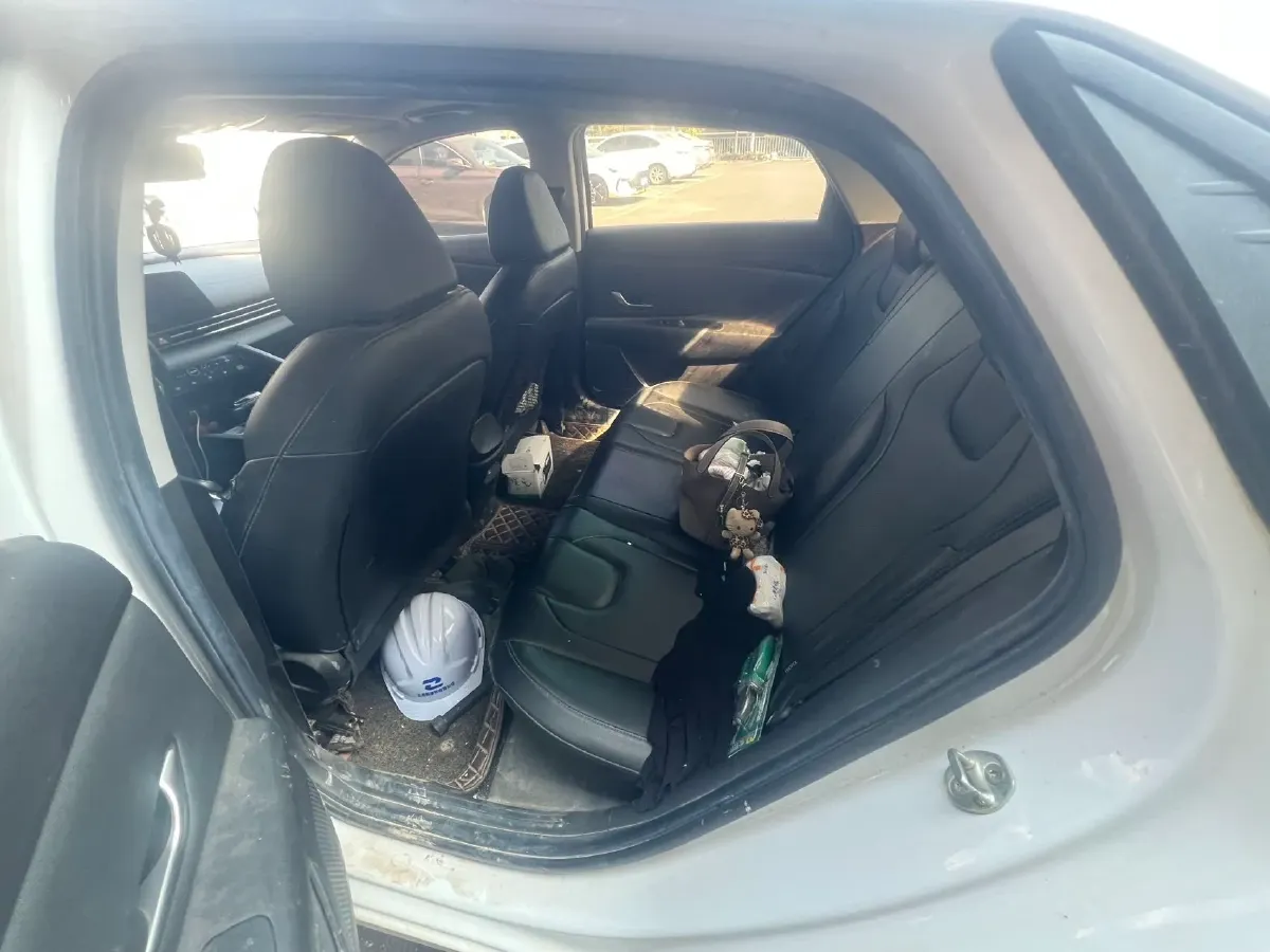 2021 Hyundai Elantra 1.5L 115HP L4 CVT,autocango,china used car exporter,china ev exporter,chinese used car exporter,chinese used ev exporter