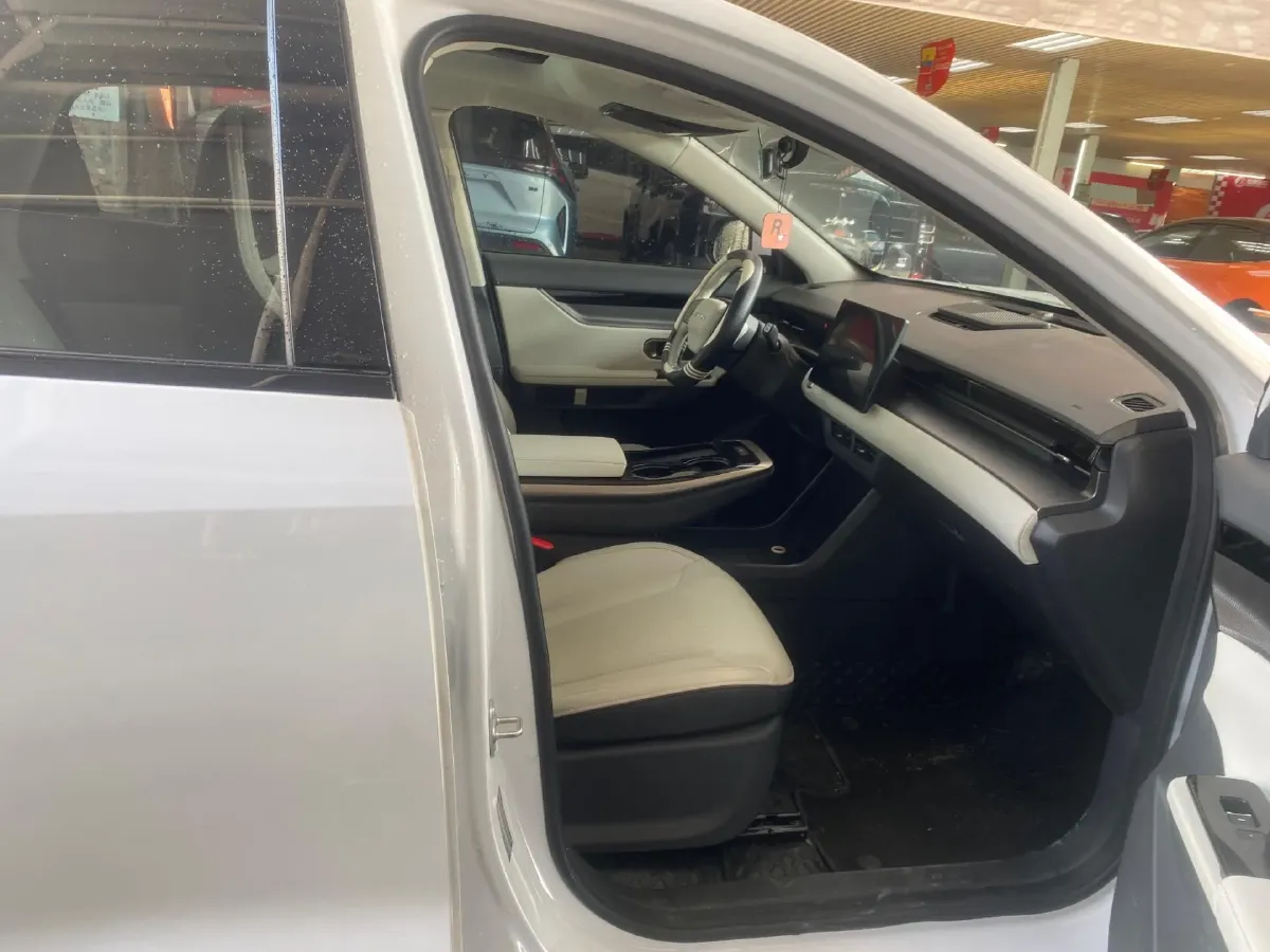 2022 Jetour DASHING 1.6T 197HP L4 7DCT,autocango,china used car exporter,china ev exporter,chinese used car exporter,chinese used ev exporter