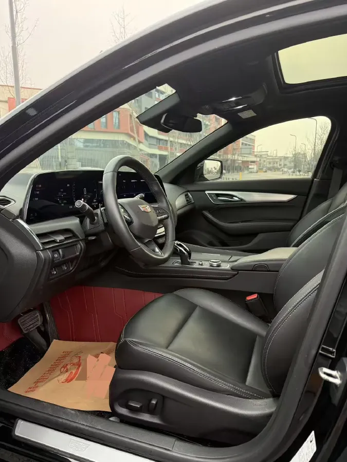 2024 Cadillac CT5 2.0T 237HP L4 10AT,autocango,china used car exporter,china ev exporter,chinese used car exporter,chinese used ev exporter