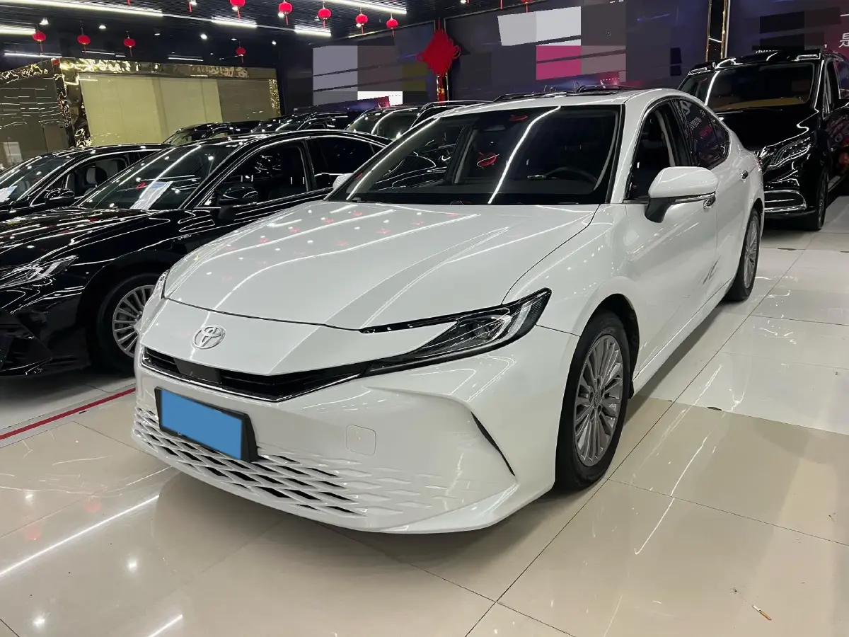 2024 Toyota Camry 2.0L 173HP L4 CVT