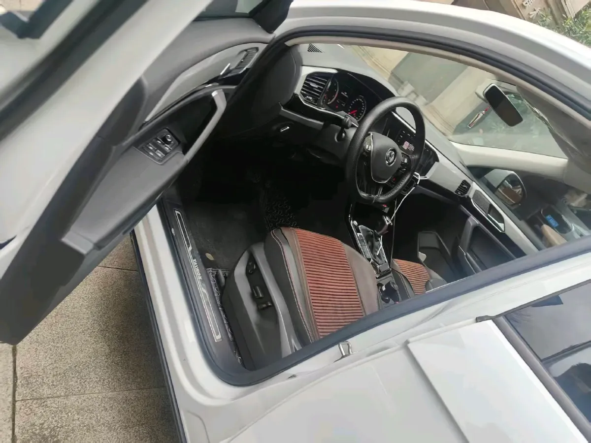 2020 Volkswagen Tayron 2.0T 186HP L4 7DCT,autocango,china used car exporter,china ev exporter,chinese used car exporter,chinese used ev exporter