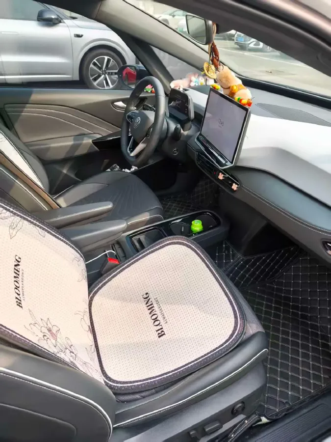 2025 Volkswagen ID.3 BEV 52.8KWH,autocango,china used car exporter,china ev exporter,chinese used car exporter,chinese used ev exporter