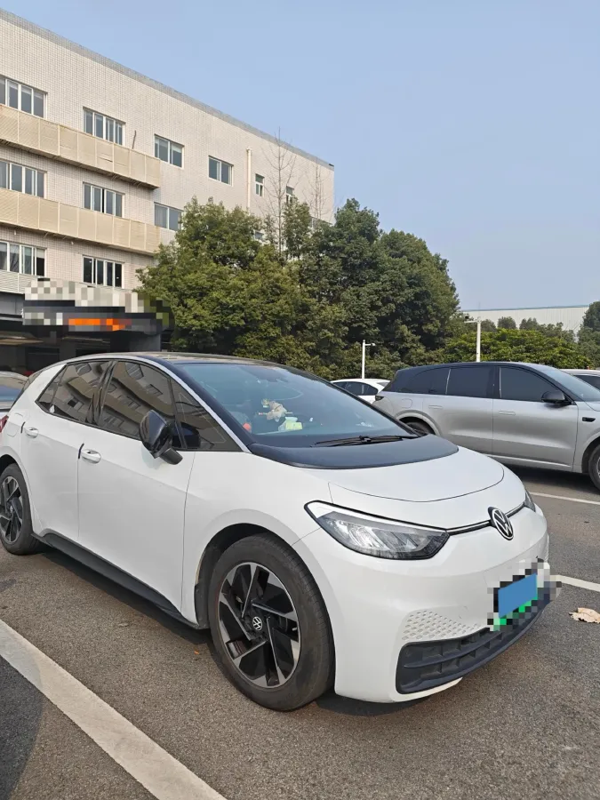 2025 Volkswagen ID.3 BEV 52.8KWH,autocango,china used car exporter,china ev exporter,chinese used car exporter,chinese used ev exporter