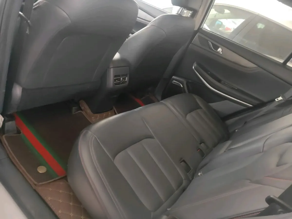 2021 ChangAn CS75 1.5T 178HP L4 7DCT,autocango,china used car exporter,china ev exporter,chinese used car exporter,chinese used ev exporter