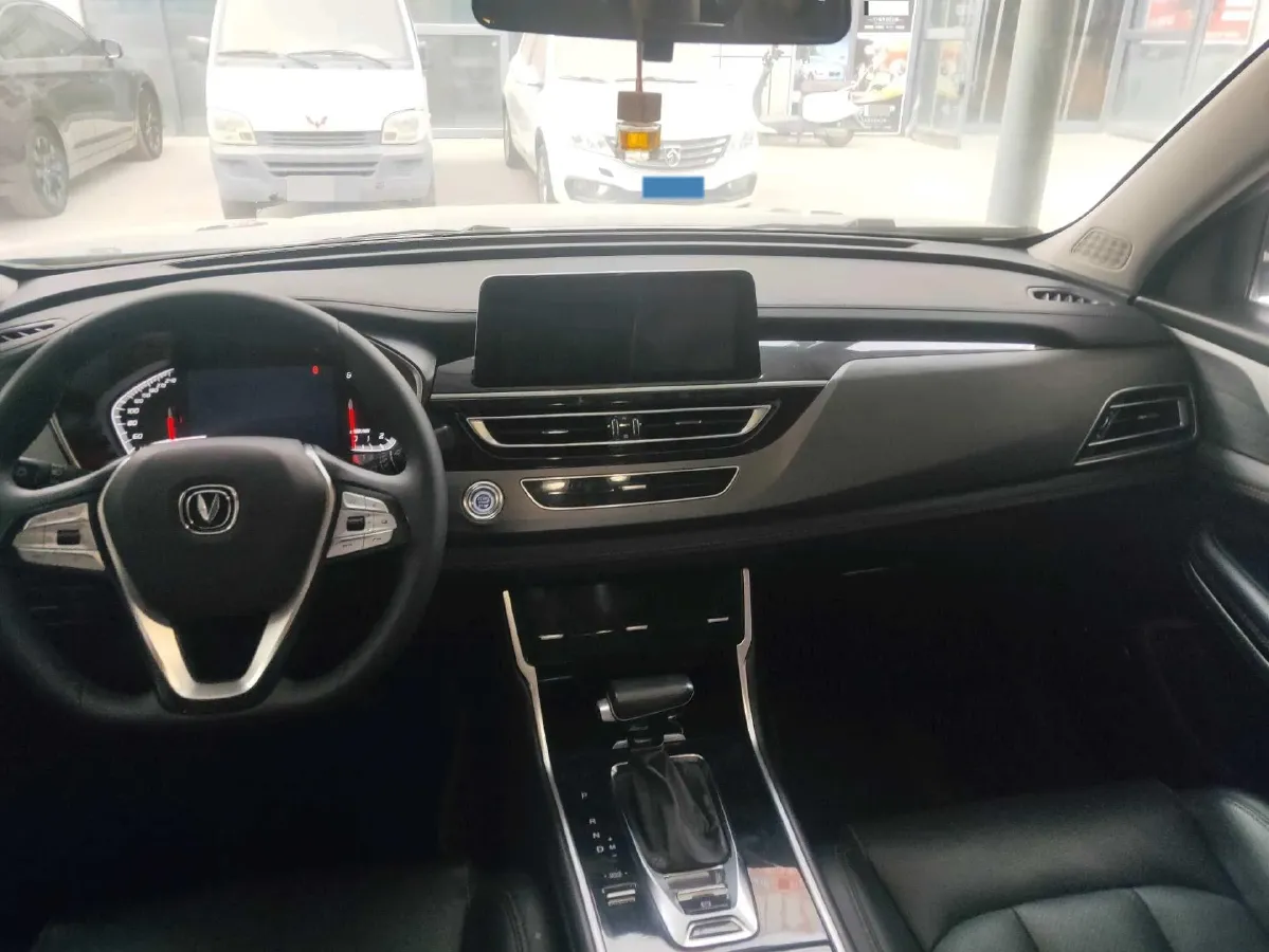 2021 ChangAn CS75 1.5T 178HP L4 7DCT,autocango,china used car exporter,china ev exporter,chinese used car exporter,chinese used ev exporter
