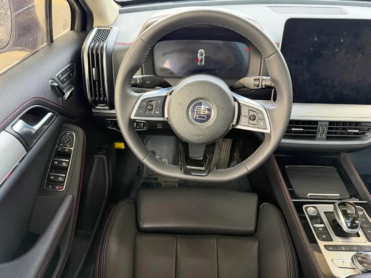 2019 Buick EnvisionPlus 2.0T 260HP L4 9AT,autocango,china used car exporter,china ev exporter,chinese used car exporter,chinese used ev exporter