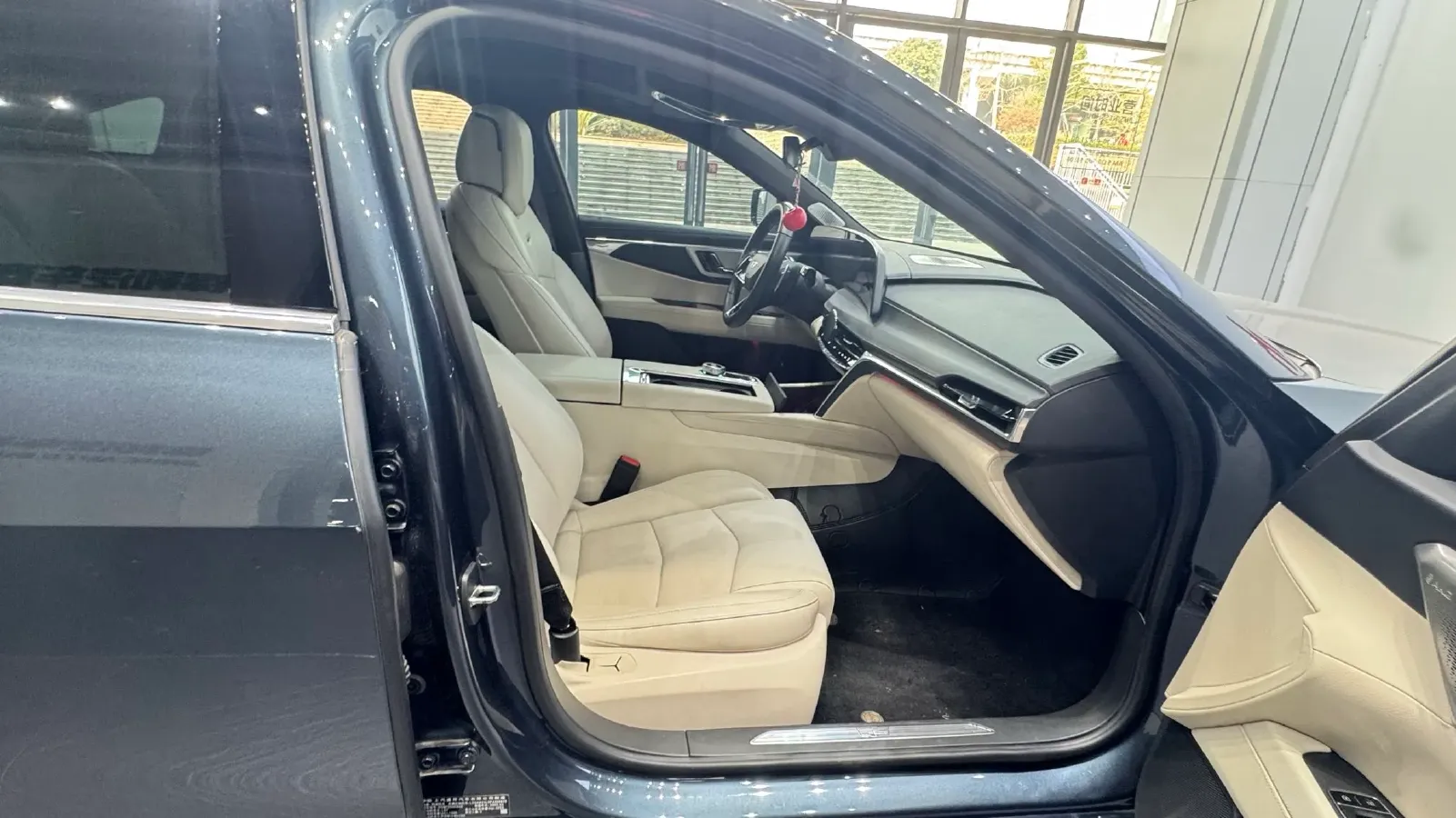 2023 Cadillac CT6 2.0T 237HP L4 10AT,autocango,china used car exporter,china ev exporter,chinese used car exporter,chinese used ev exporter