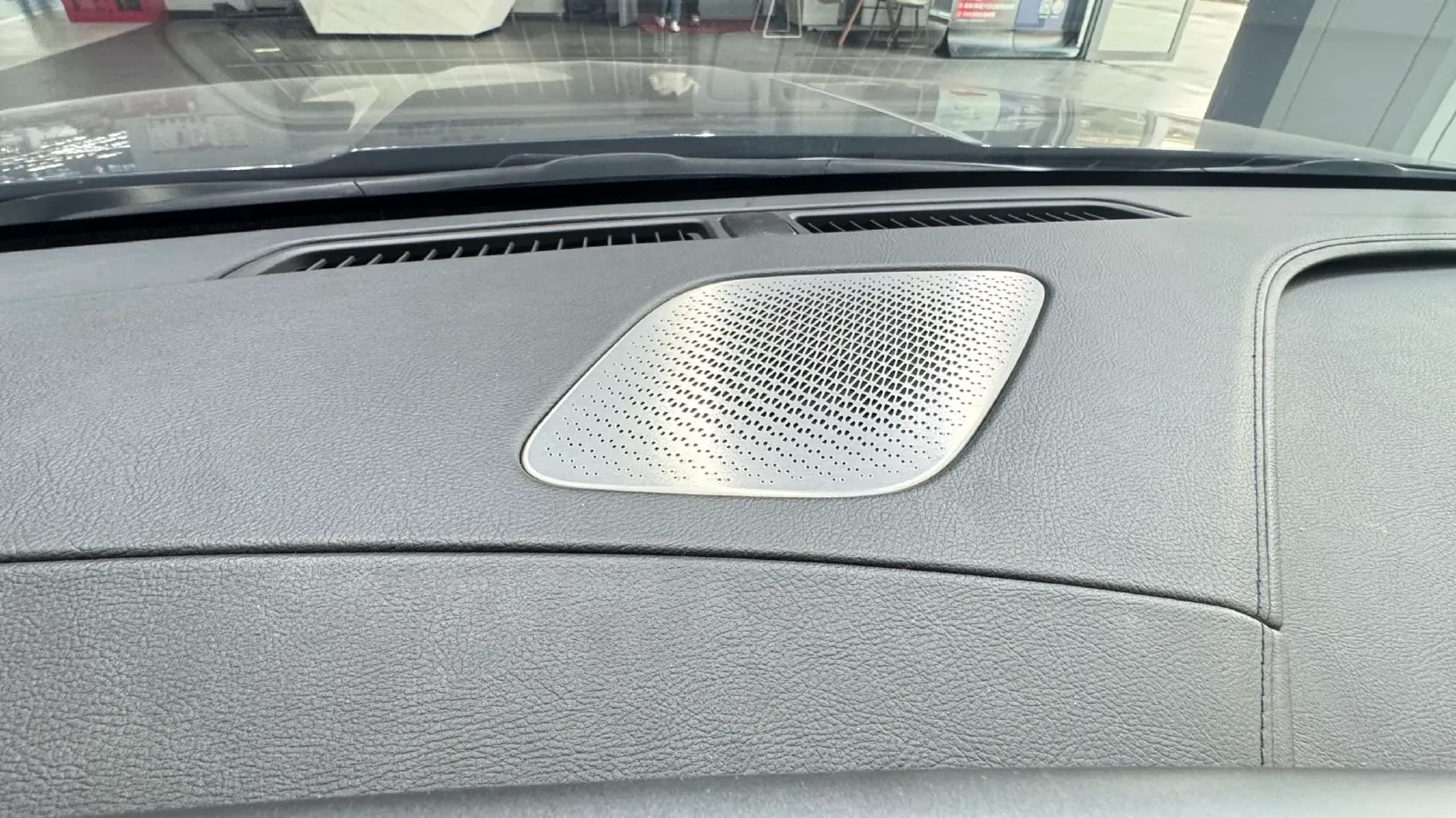 2023 Cadillac CT6 2.0T 237HP L4 10AT,autocango,china used car exporter,china ev exporter,chinese used car exporter,chinese used ev exporter